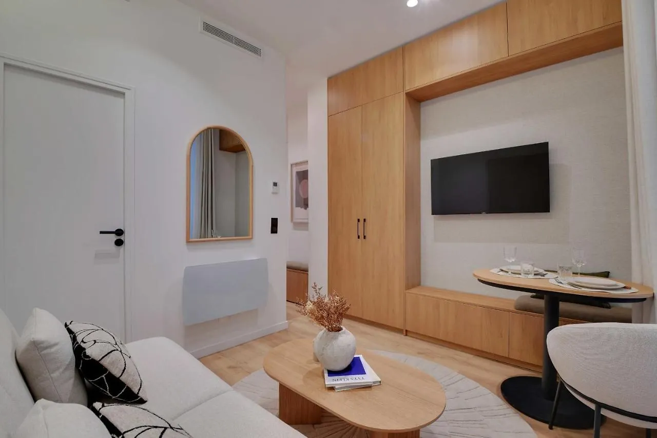 Modern Studio - 2P - Montmartre - Sacre Coeur Paris Apartment